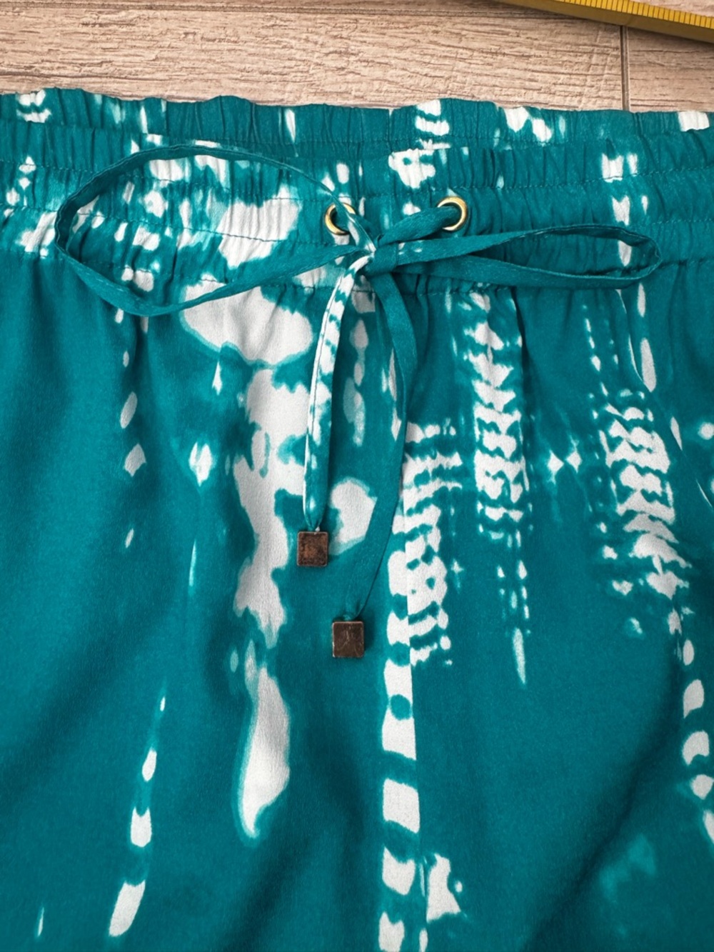 Calvin Klein Teal and White Tye Dye Palazzo Pants - Picture 4 of 8